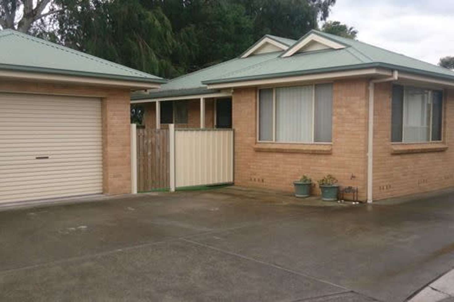 Main view of Homely townhouse listing, 1/27 Koona Street, Albion Park Rail NSW 2527