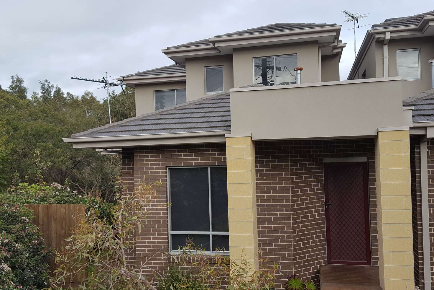 Main view of Homely townhouse listing, 2/18 Cabena Crescent, Chadstone VIC 3148