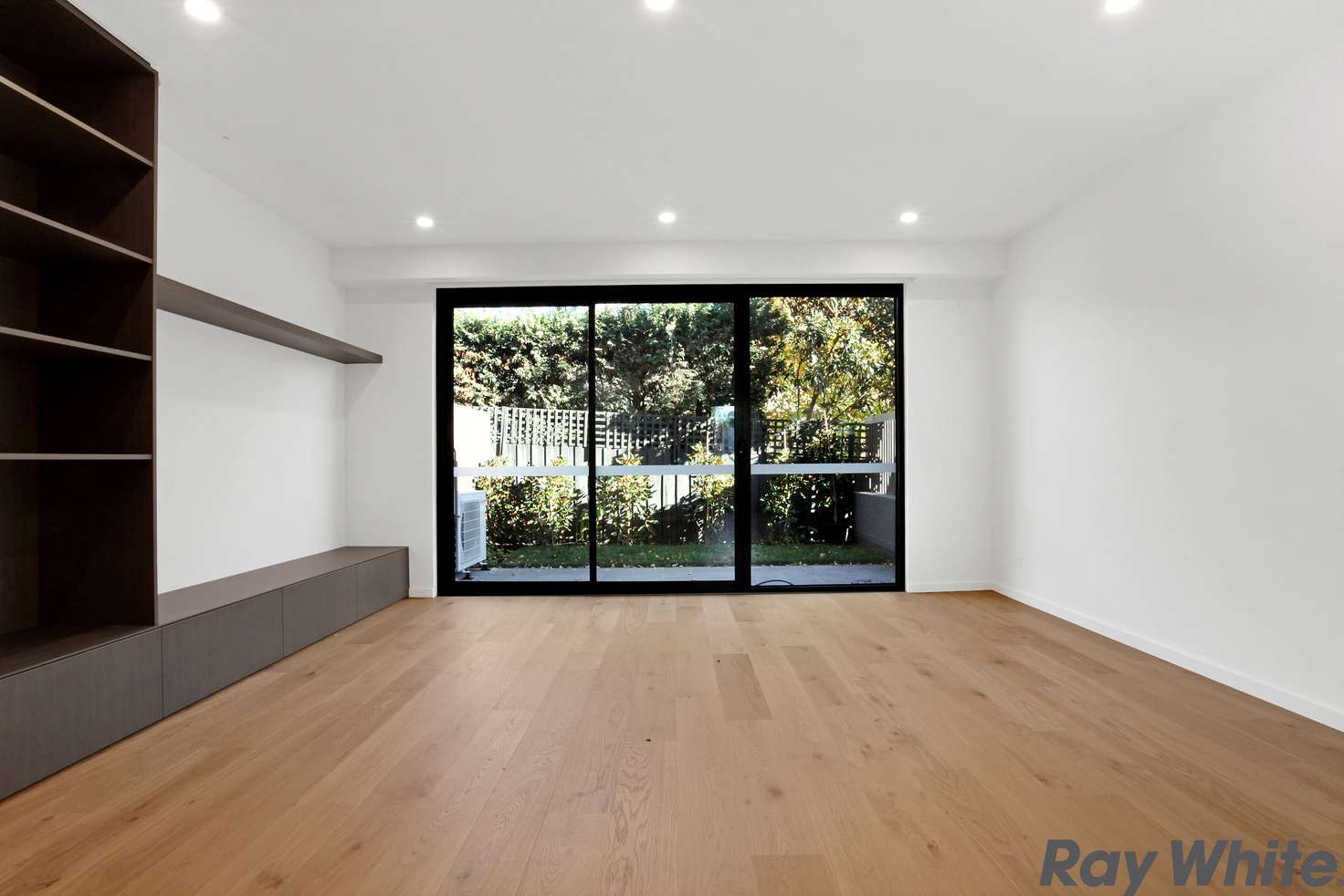 Main view of Homely townhouse listing, 15 5-7 Cecil Street, Kew VIC 3101