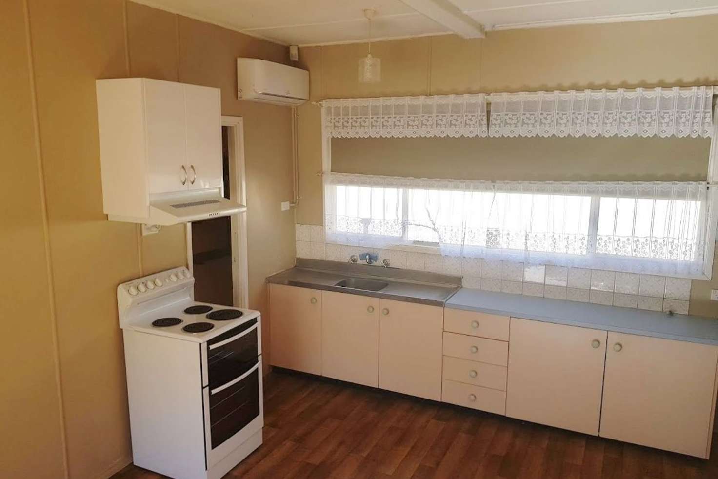 Main view of Homely unit listing, 2/4 Manoa Road, Budgewoi NSW 2262