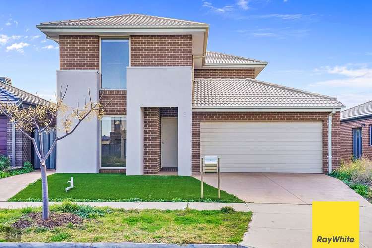 Second view of Homely house listing, 8 Vetiver Avenue, Truganina VIC 3029