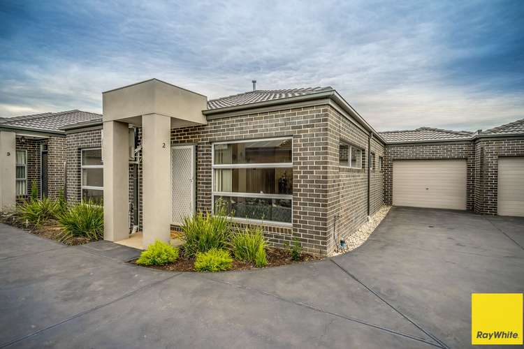 Second view of Homely house listing, 2/8 Craig Close, Truganina VIC 3029