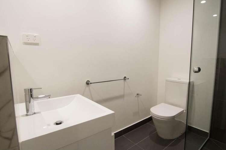 Fifth view of Homely apartment listing, 15/17-21 Queen Street, Blackburn VIC 3130