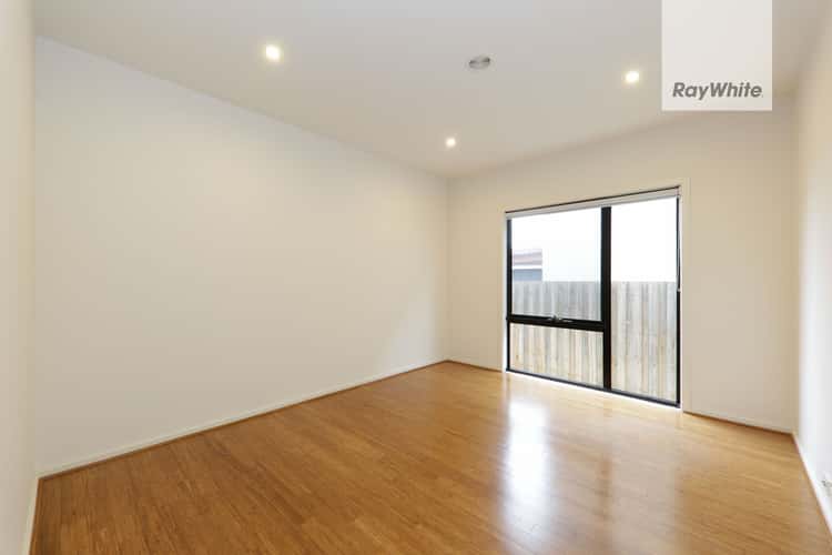 Second view of Homely house listing, 7 Muyan Circuit, Burwood VIC 3125