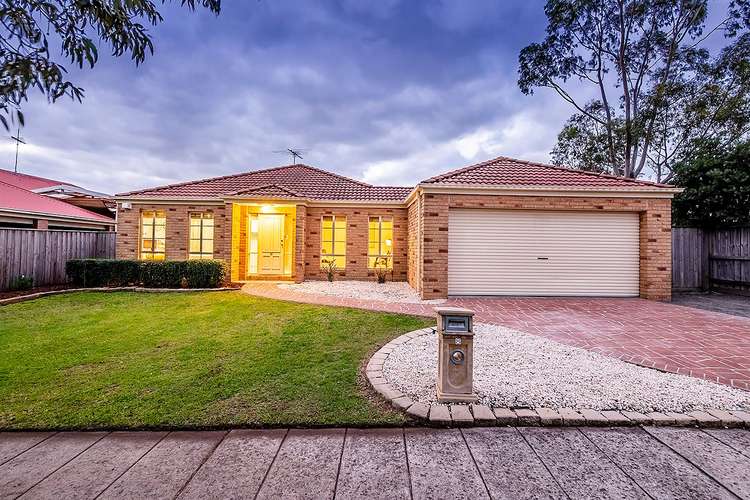 8 Astley Wynd, Lynbrook VIC 3975