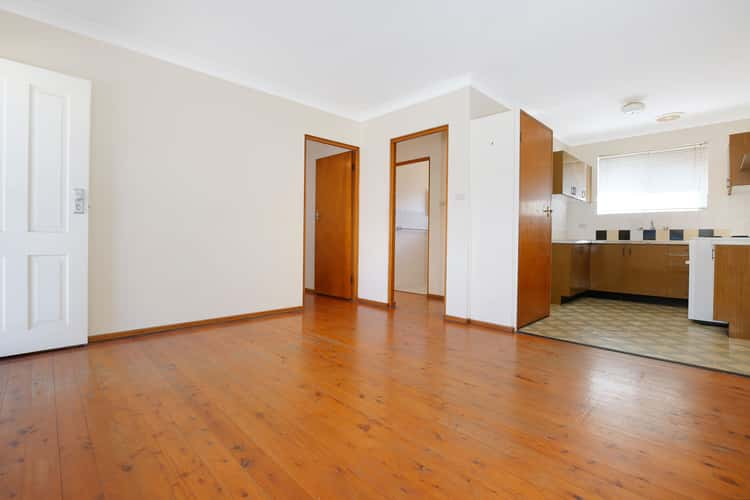 Main view of Homely unit listing, 2/43 Edyth Street, Bellambi NSW 2518