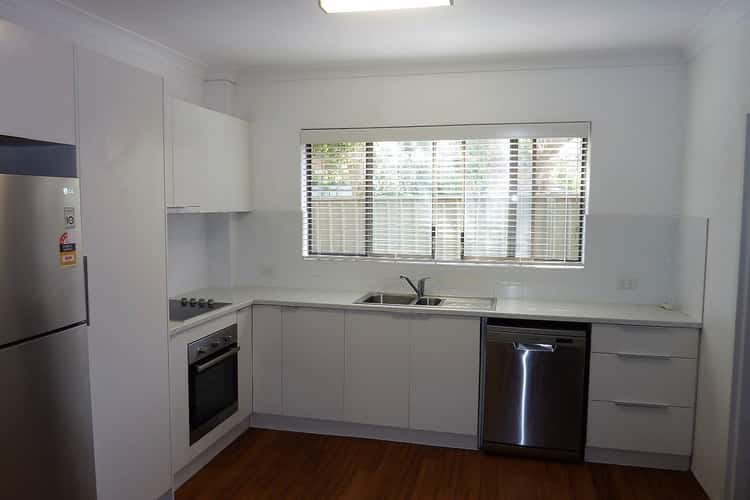 Second view of Homely unit listing, 2/2 The Avenue, Corrimal NSW 2518