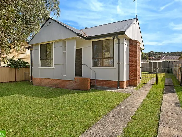 6 Massey Street