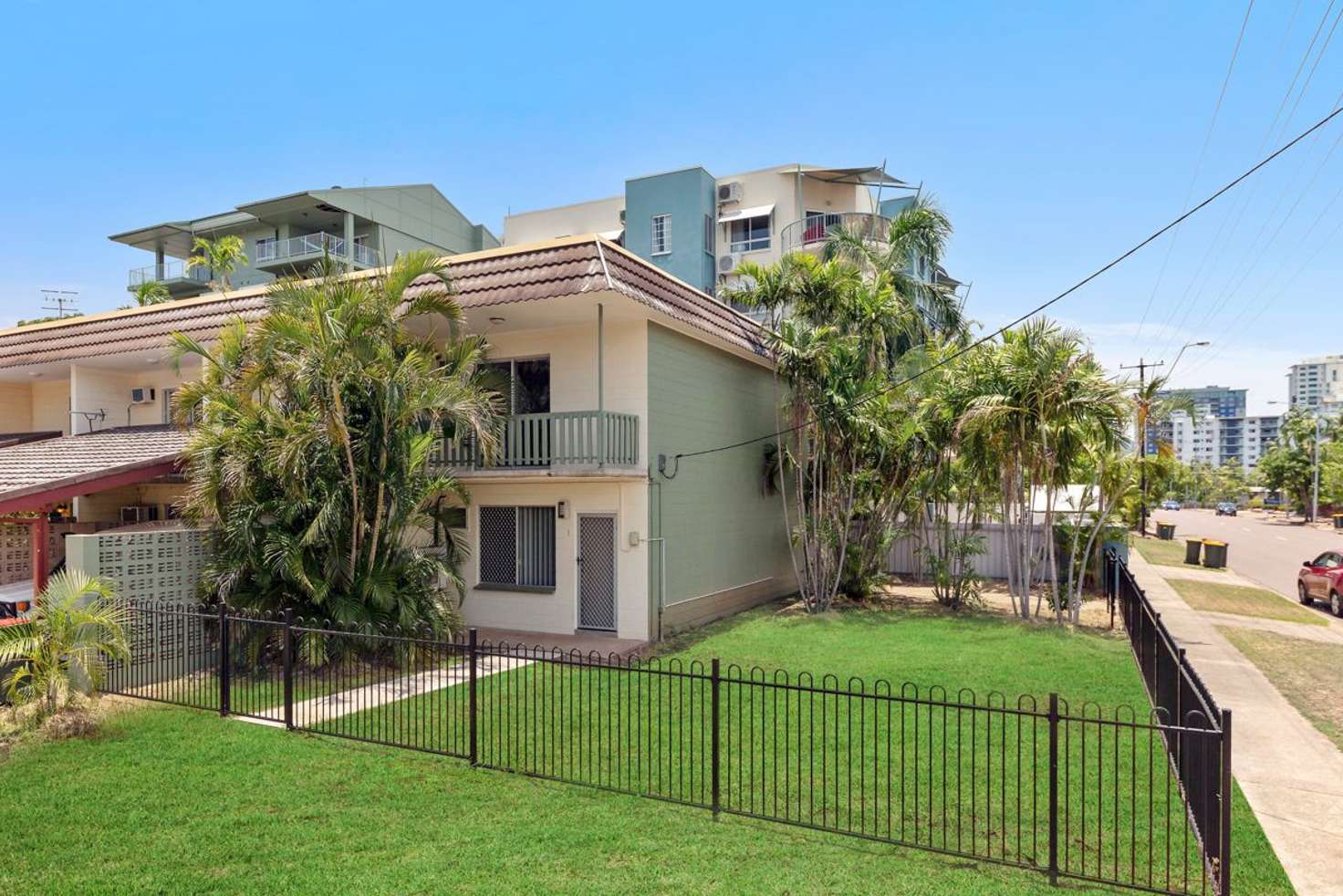 Main view of Homely townhouse listing, 1/128 Mitchell Street, Larrakeyah NT 820
