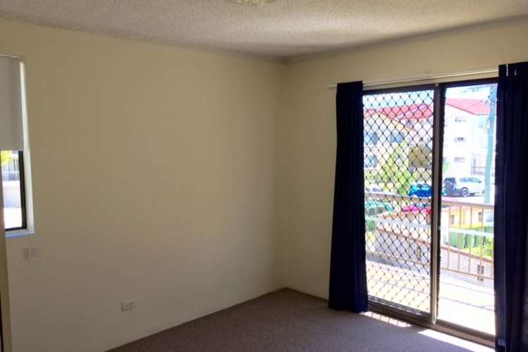 Fourth view of Homely unit listing, 3/43 Britannia Avenue, Broadbeach QLD 4218