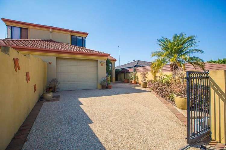 Main view of Homely villa listing, 1/16 Poinciana Crescent, Bundall QLD 4217