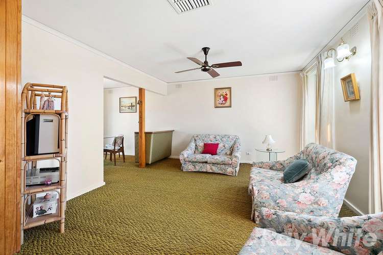 Fourth view of Homely house listing, 5 Orana Court, Moorabbin VIC 3189