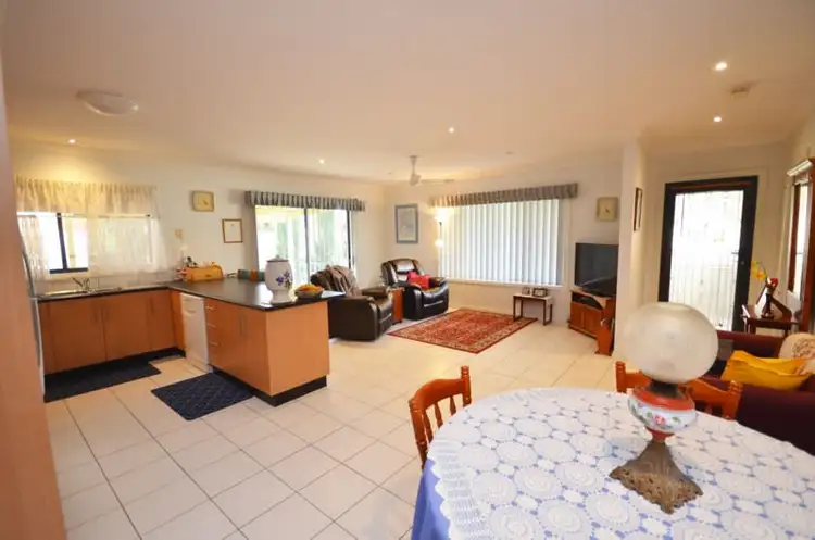 Sold House 45a Barry Street, Echuca VIC 3564 Oct 10, 2017 Homely