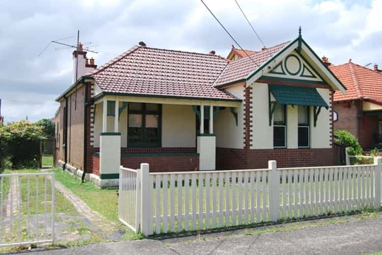 Main view of Homely house listing, 10 Bowood Avenue, Bexley NSW 2207