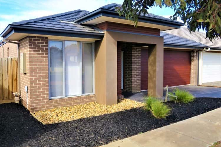 Seventh view of Homely house listing, 23 Holly Green Circuit, Truganina VIC 3029