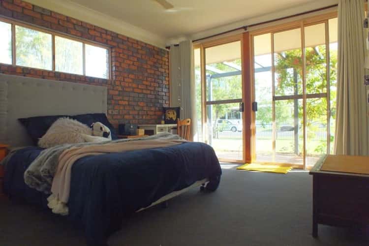 Second view of Homely house listing, 2 Martin Place, Emerald QLD 4720