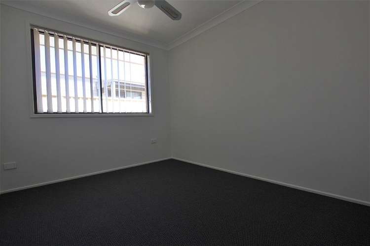 Fifth view of Homely house listing, 5 Mary Anne Close, Mount Annan NSW 2567