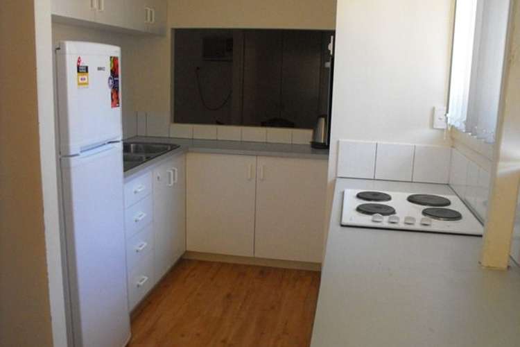 Fifth view of Homely unit listing, 6/1 Hearn Place, Carnarvon WA 6701