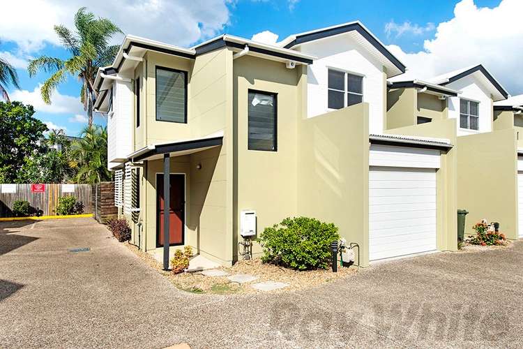 Main view of Homely townhouse listing, 6/16 Park Street, Hawthorne QLD 4171