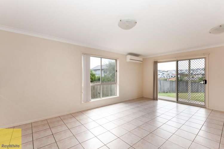 Fourth view of Homely house listing, 16 Pembridge Place, Carindale QLD 4152