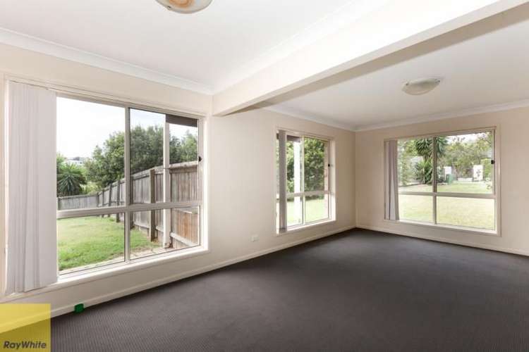 Fifth view of Homely house listing, 16 Pembridge Place, Carindale QLD 4152