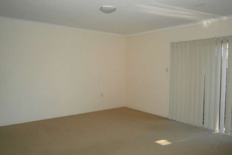 Fifth view of Homely unit listing, 4/32 Park Street, Ipswich QLD 4305