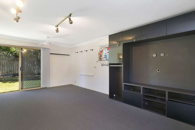Fourth view of Homely house listing, 10 Finnegan Court, Birkdale QLD 4159
