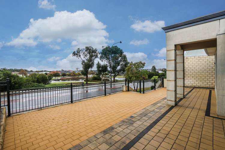 Fifth view of Homely house listing, 112 Ocean Keys Boulevard, Clarkson WA 6030
