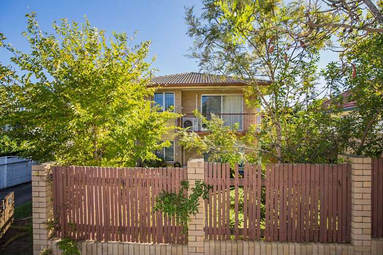Main view of Homely unit listing, 2/11 Fairy Street, Moorooka QLD 4105