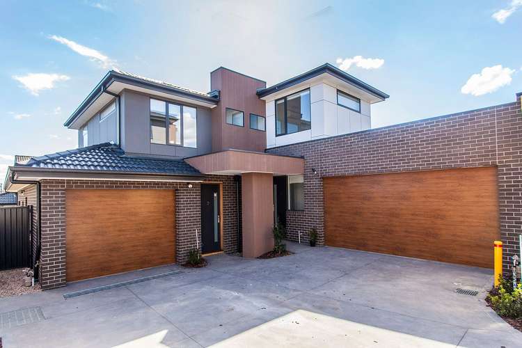 Main view of Homely townhouse listing, 2/29 Worsley Avenue, Clayton VIC 3168