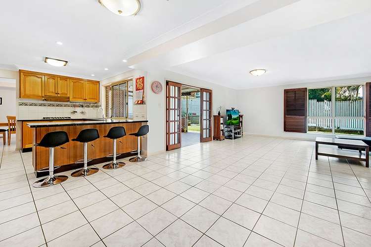 Third view of Homely house listing, 6 Piccadilly Place, Carindale QLD 4152