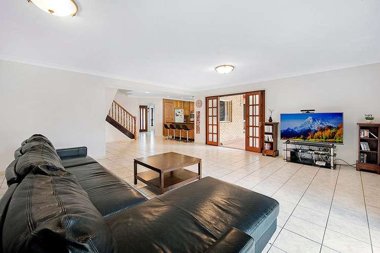 Fifth view of Homely house listing, 6 Piccadilly Place, Carindale QLD 4152