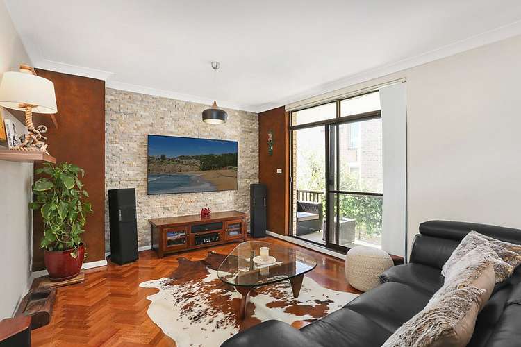 Third view of Homely apartment listing, 2/41 Francis Street, Bondi Beach NSW 2026