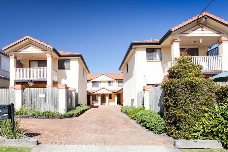 Main view of Homely villa listing, 2/33 Hall Street, Chermside QLD 4032