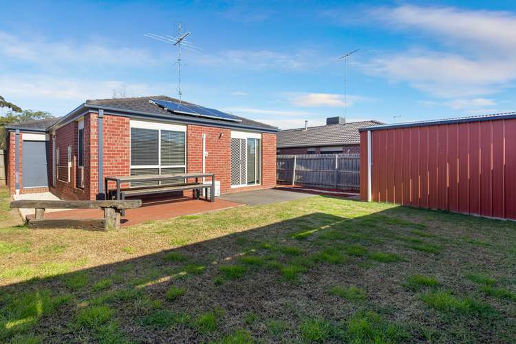 Seventh view of Homely house listing, 5 Rowan Walk, Drouin VIC 3818