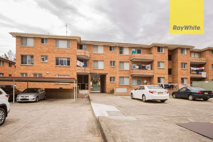 Main view of Homely unit listing, 4/16a Wigram Street, Harris Park NSW 2150