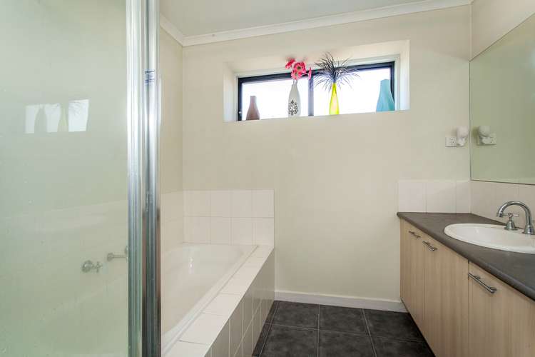 Fifth view of Homely townhouse listing, 2/6 Kelly Street, Chadstone VIC 3148