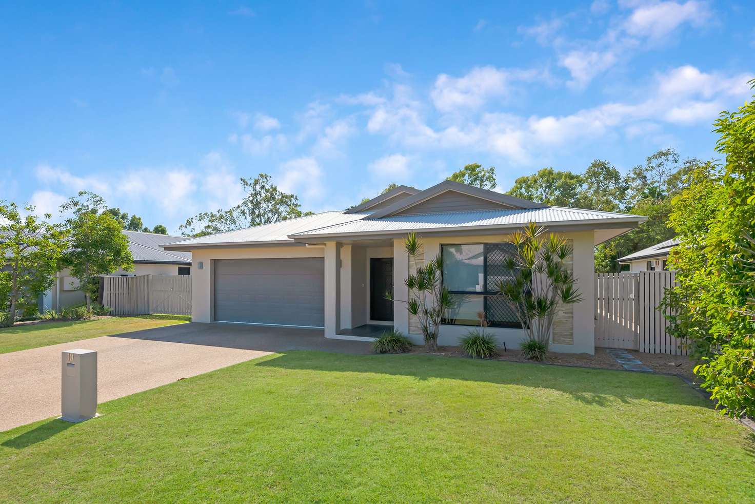 Main view of Homely house listing, 10 Coolaree Drive, Bushland Beach QLD 4818