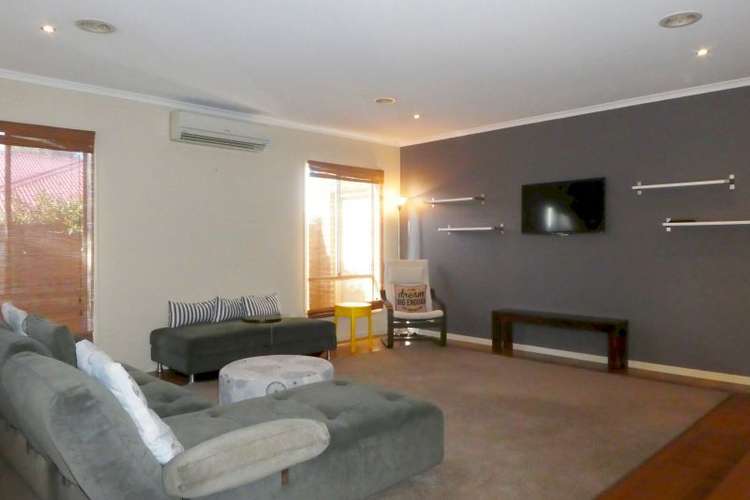 Fifth view of Homely house listing, 6 Lawton Grove, Berwick VIC 3806