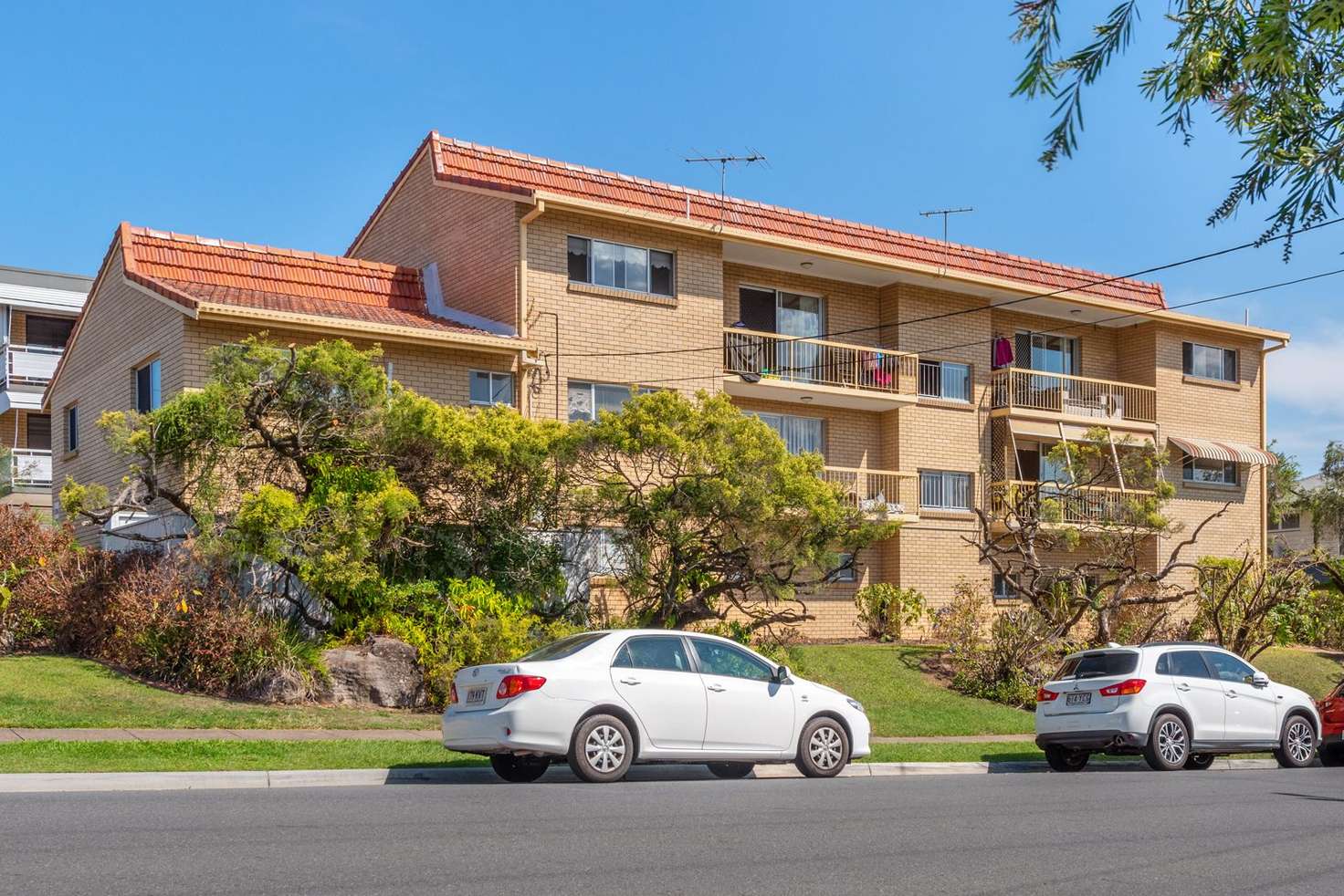 Main view of Homely unit listing, 3/41 Amelia Street, Coorparoo QLD 4151