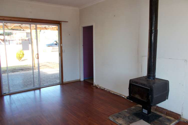 Fourth view of Homely house listing, 9 Albert Parade, Bordertown SA 5268