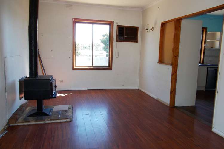 Fifth view of Homely house listing, 9 Albert Parade, Bordertown SA 5268