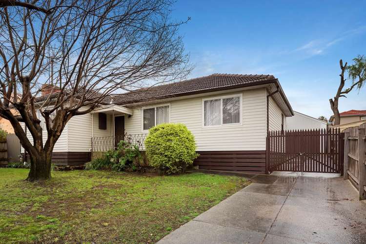 Second view of Homely house listing, 31 Mccomas Grove, Burwood VIC 3125