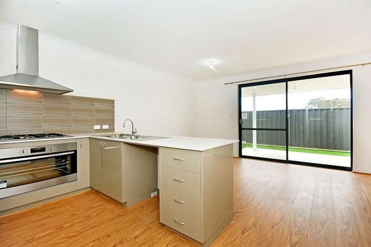 Fifth view of Homely house listing, 18 Magenta Vista, Brabham WA 6055