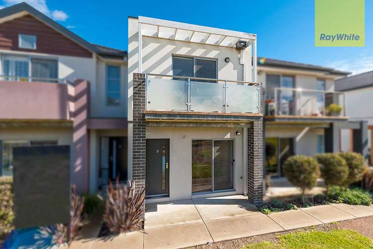Main view of Homely townhouse listing, 9 Alexander Circuit, Craigieburn VIC 3064