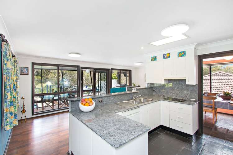 Fifth view of Homely house listing, 18 Kempwood Close, Adamstown Heights NSW 2289
