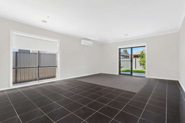 Fifth view of Homely house listing, 53 Donnelly Circuit, South Morang VIC 3752
