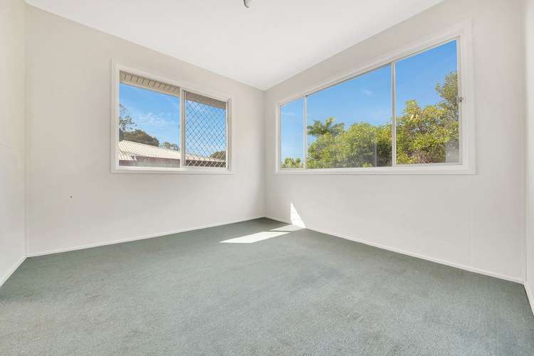Seventh view of Homely house listing, 8 John Dory Drive, Toolooa QLD 4680