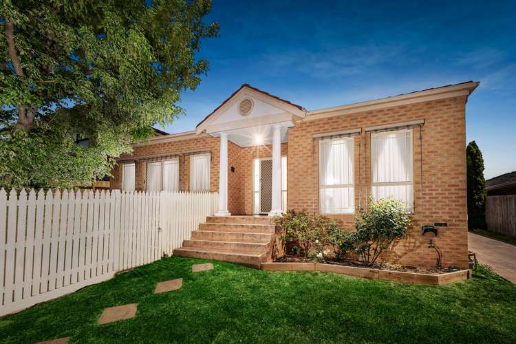 Main view of Homely unit listing, 1/9 Hillview Avenue, Mount Waverley VIC 3149