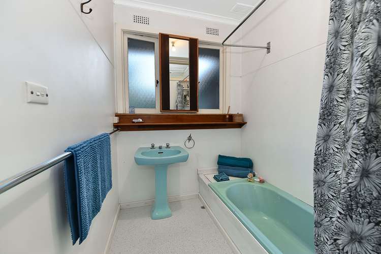 Fifth view of Homely house listing, 8 Muriel Court, Coburg North VIC 3058